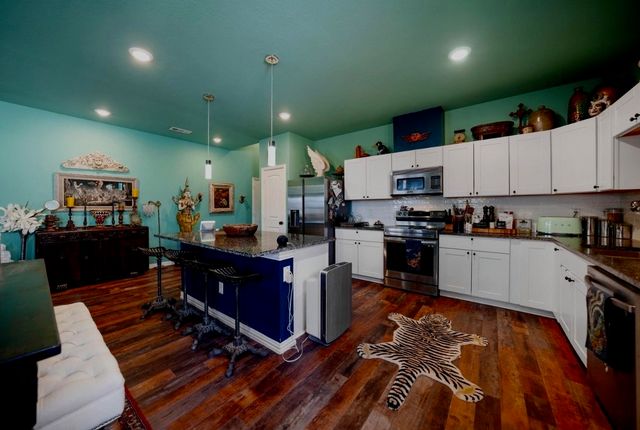 2219 College Street, Greenville, TX 75401