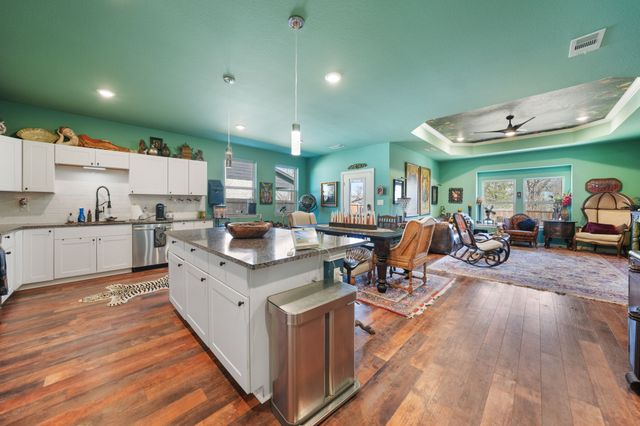 2219 College Street, Greenville, TX 75401