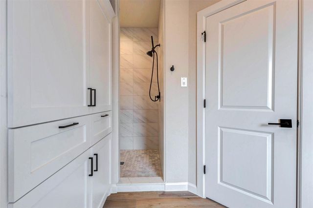 11005 Upland Forest Drive, Houston, TX 77043
