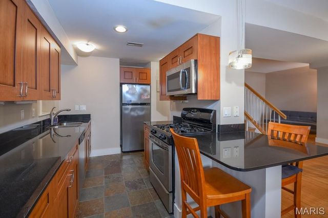 603 Westgate Avenue 603C, St Louis, MO 63130