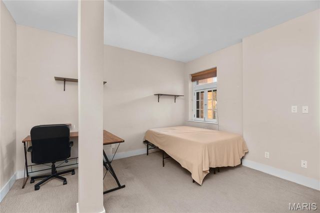 603 Westgate Avenue 603C, St Louis, MO 63130