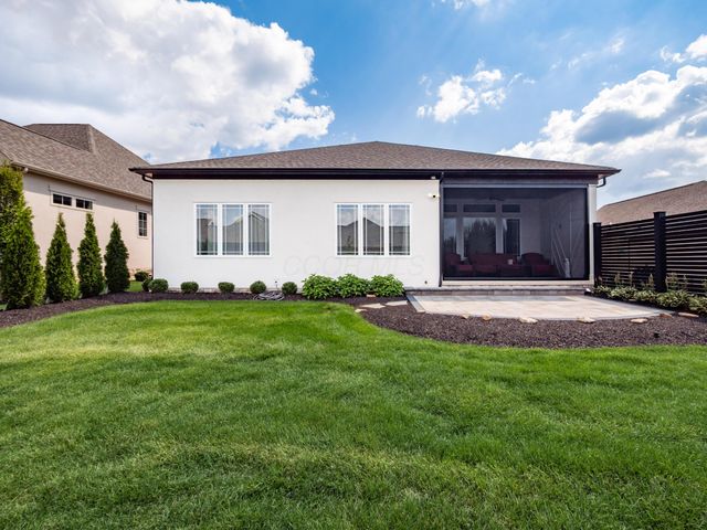 3264 Wolf Ridge Drive, Dublin, OH 43017