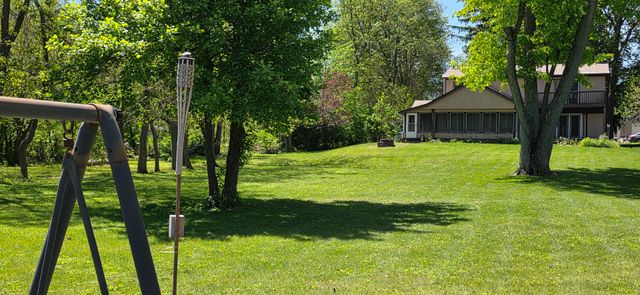 2857 River Road, Kankakee, IL 60901