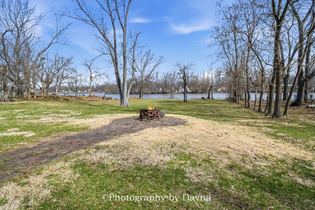 2857 River Road, Kankakee, IL 60901