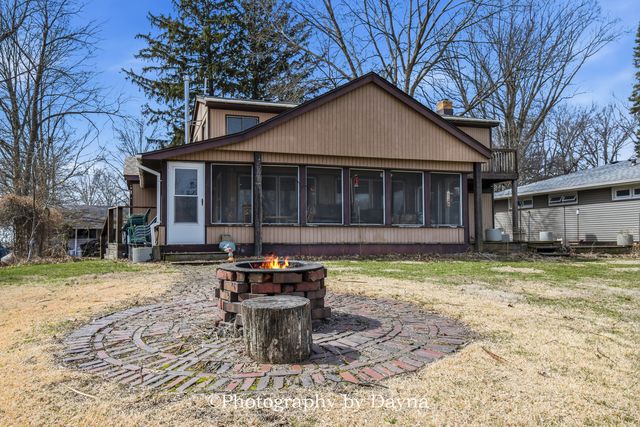 2857 River Road, Kankakee, IL 60901