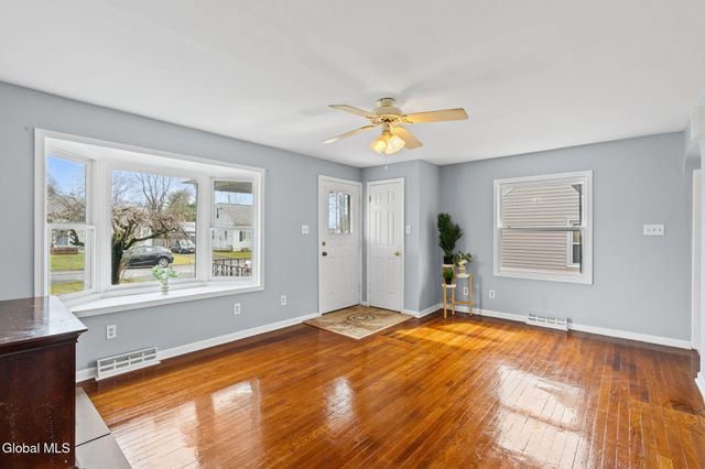 3275 Franklin Street, Rotterdam, NY 12306