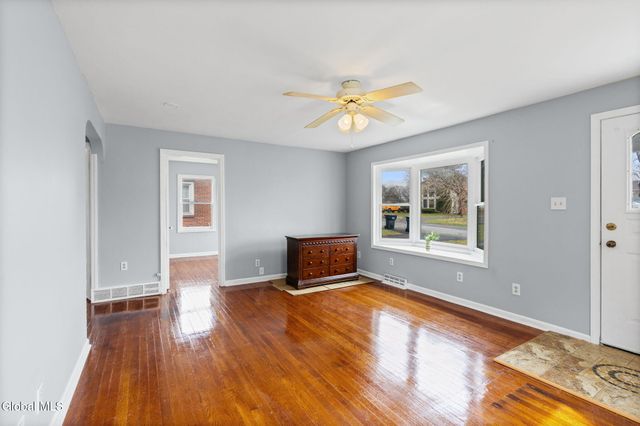 3275 Franklin Street, Rotterdam, NY 12306