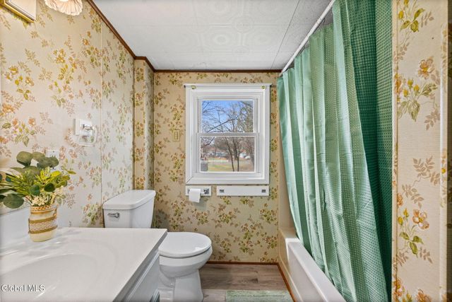 3275 Franklin Street, Rotterdam, NY 12306