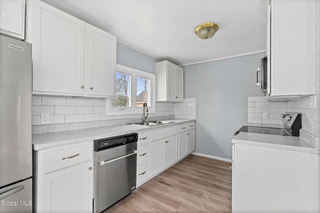 3275 Franklin Street, Rotterdam, NY 12306