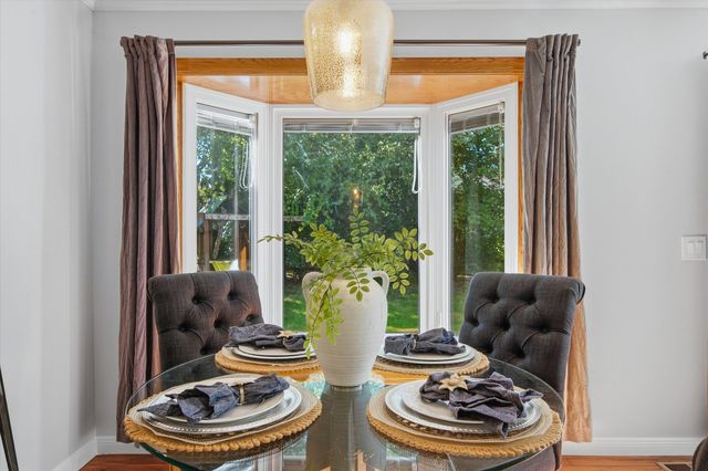 3572 Whispering Oaks Drive, Ann Arbor, MI 48108
