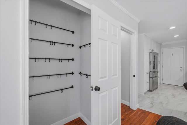 3572 Whispering Oaks Drive, Ann Arbor, MI 48108