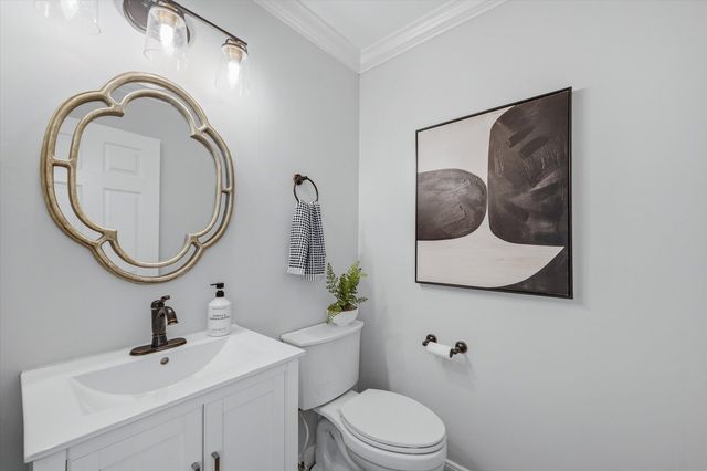 3572 Whispering Oaks Drive, Ann Arbor, MI 48108