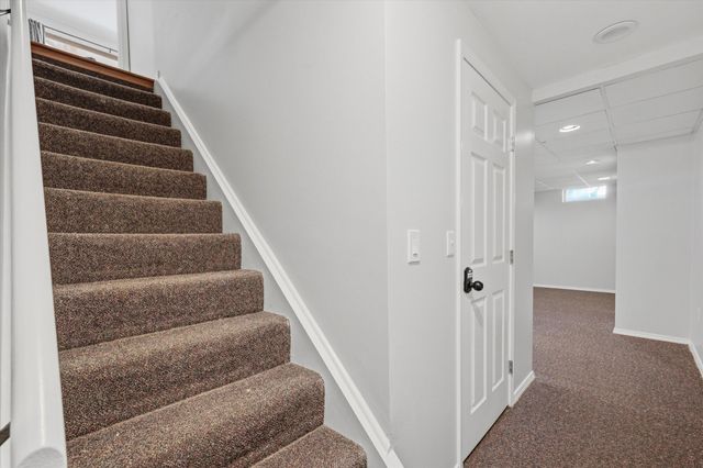 3572 Whispering Oaks Drive, Ann Arbor, MI 48108