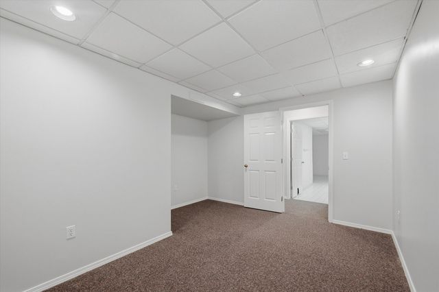 3572 Whispering Oaks Drive, Ann Arbor, MI 48108
