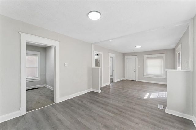 5822 Agnes Avenue, Kansas City, MO 64130