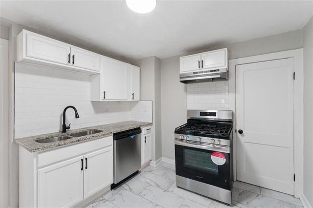 5822 Agnes Avenue, Kansas City, MO 64130