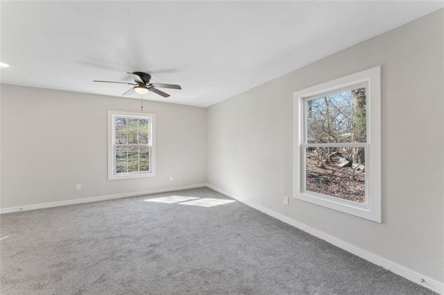 5822 Agnes Avenue, Kansas City, MO 64130