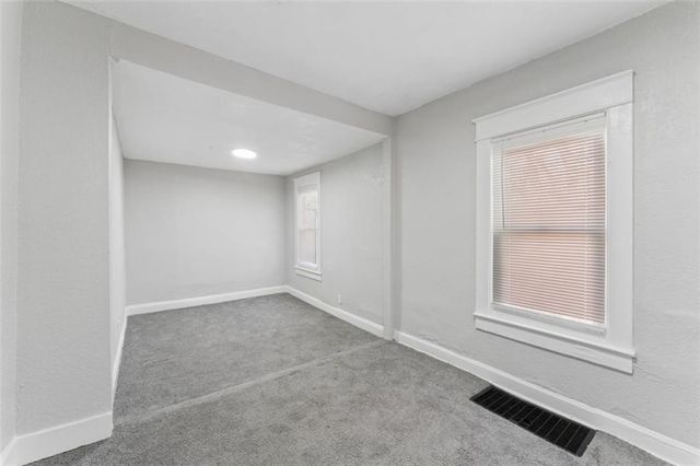 5822 Agnes Avenue, Kansas City, MO 64130