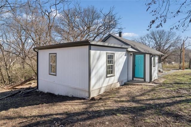 5822 Agnes Avenue, Kansas City, MO 64130