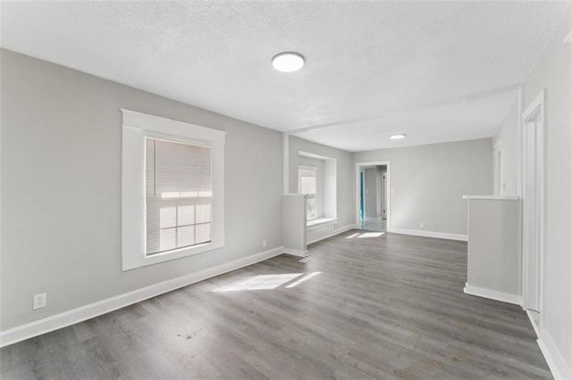 5822 Agnes Avenue, Kansas City, MO 64130