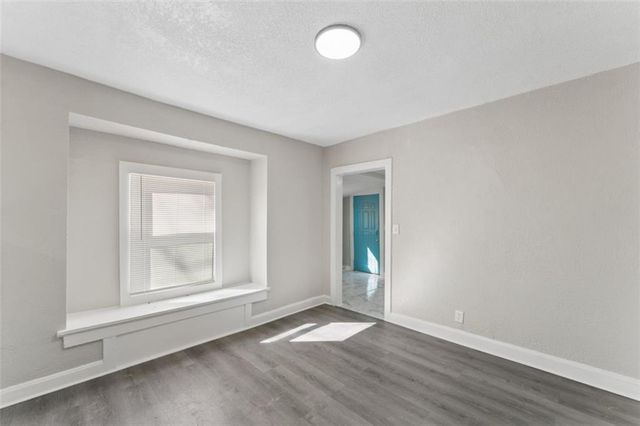 5822 Agnes Avenue, Kansas City, MO 64130