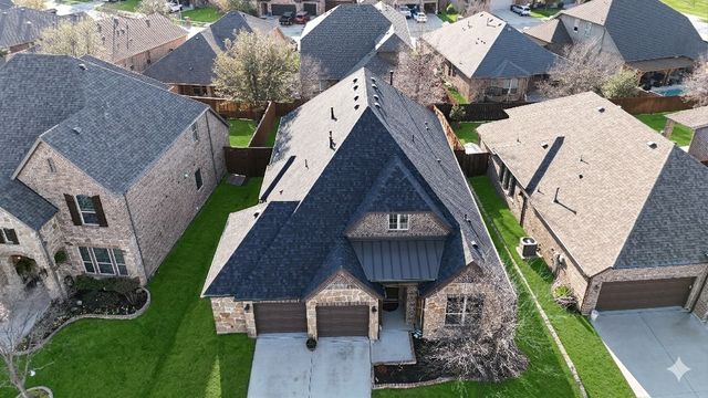 15445 Bluffdale Drive, Roanoke, TX 76262