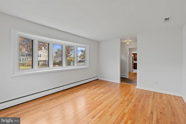 393 JAYBEA CT, Glen Burnie, MD 21061