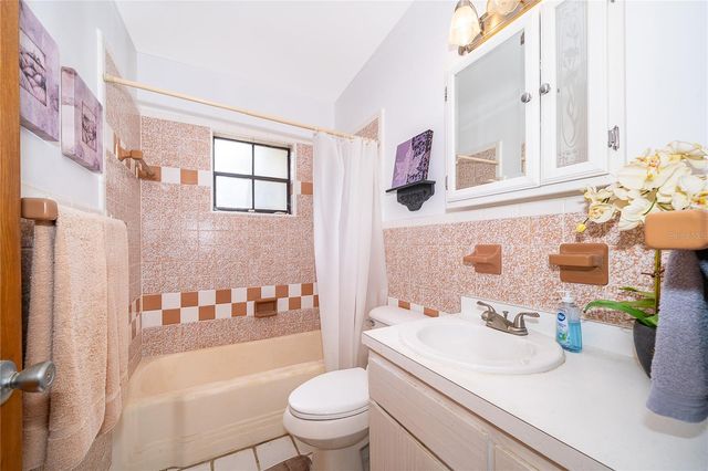 7 S THACKER AVENUE, Kissimmee, FL 34741