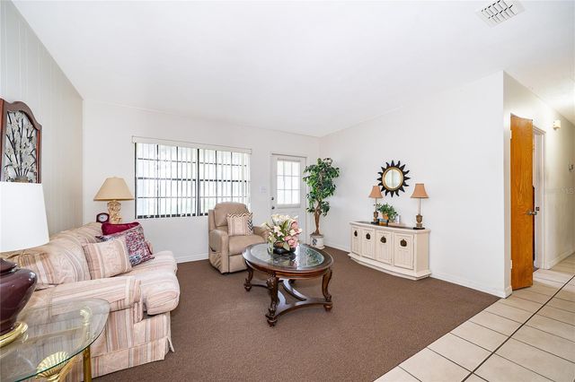 7 S THACKER AVENUE, Kissimmee, FL 34741