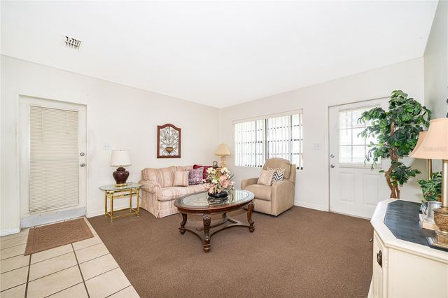 7 S THACKER AVENUE, Kissimmee, FL 34741