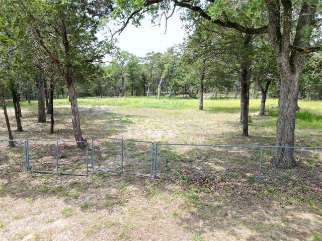 000 Leisure LN, Cedar Creek, TX 78612