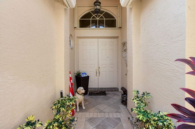 6850 Fiji Circle, Boynton Beach, FL 33437