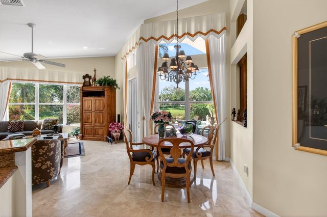 6850 Fiji Circle, Boynton Beach, FL 33437