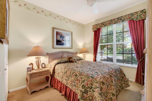 6850 Fiji Circle, Boynton Beach, FL 33437