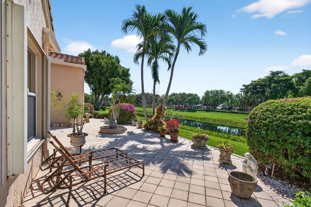 6850 Fiji Circle, Boynton Beach, FL 33437