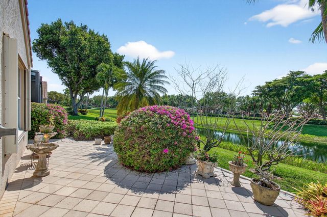 6850 Fiji Circle, Boynton Beach, FL 33437