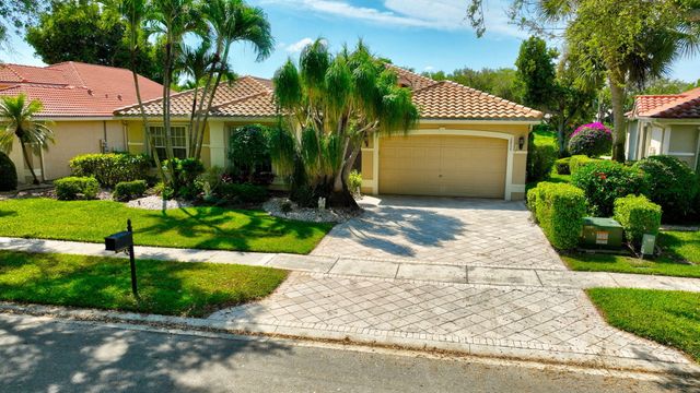 6850 Fiji Circle, Boynton Beach, FL 33437