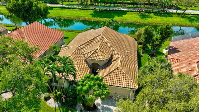 6850 Fiji Circle, Boynton Beach, FL 33437