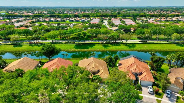 6850 Fiji Circle, Boynton Beach, FL 33437