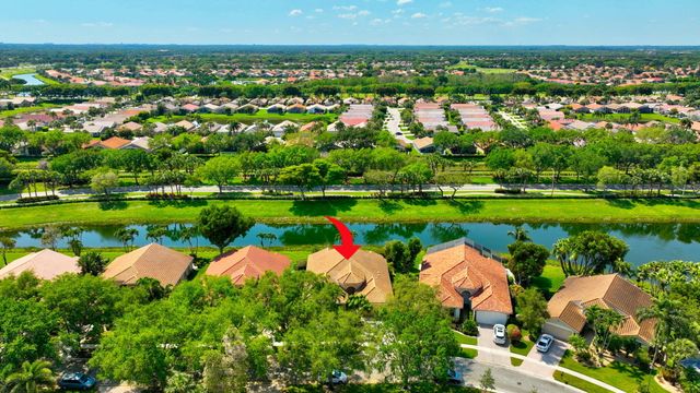 6850 Fiji Circle, Boynton Beach, FL 33437