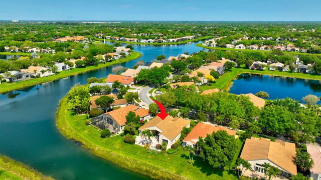 6850 Fiji Circle, Boynton Beach, FL 33437