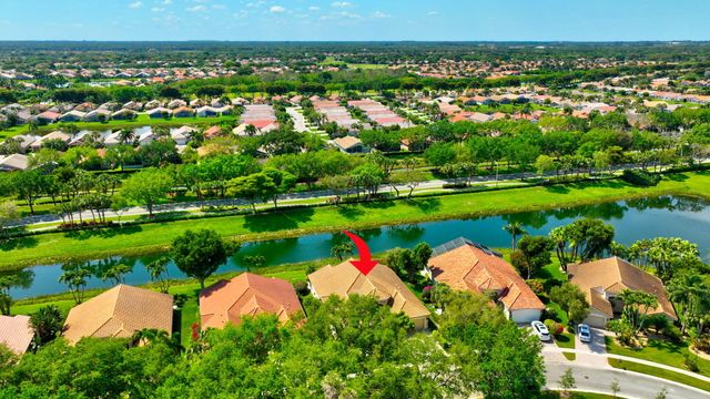 6850 Fiji Circle, Boynton Beach, FL 33437