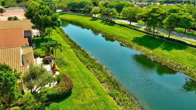 6850 Fiji Circle, Boynton Beach, FL 33437