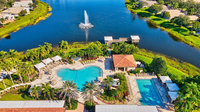 6850 Fiji Circle, Boynton Beach, FL 33437