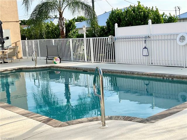 4520 Skyline BLVD 207, Cape Coral, FL 33914