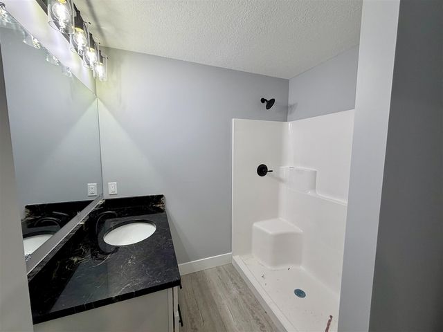 4360 Duck Creek Lane, Whitehall, MI 49461