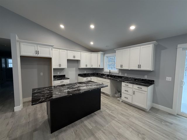 4360 Duck Creek Lane, Whitehall, MI 49461