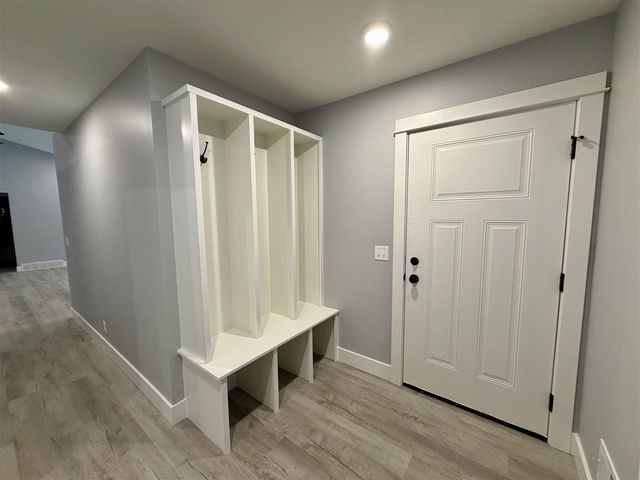 4360 Duck Creek Lane, Whitehall, MI 49461