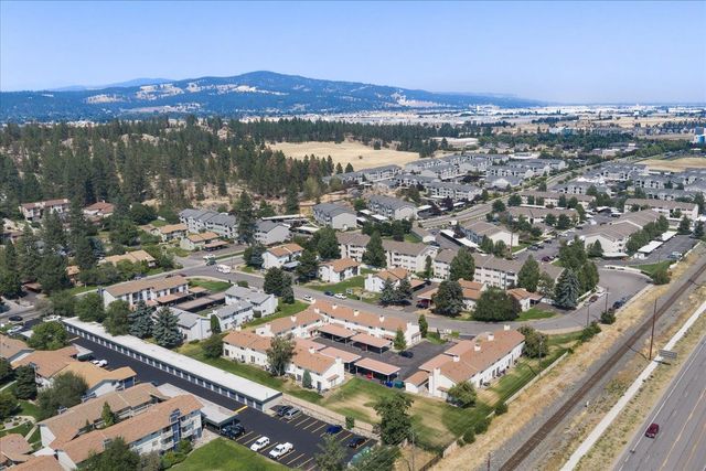 2107 N Houk Rd, Spokane Valley, WA 99216