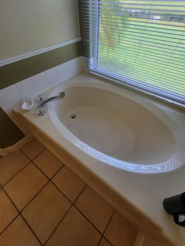 2570 SE West Blackwell Drive SE, Port St Lucie, FL 34952